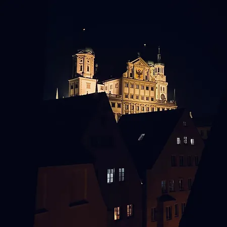 Maerzenbad Palais - Altstadt & Rathausblick * اوغسبورغ