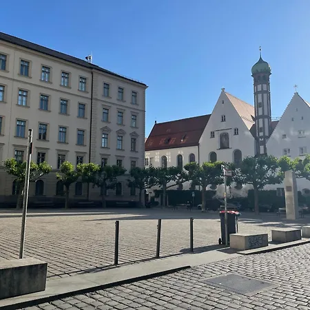 Maerzenbad Palais - Altstadt & Rathausblick اوغسبورغ