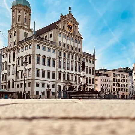 Maerzenbad Palais - Altstadt & Rathausblick شقة اوغسبورغ
