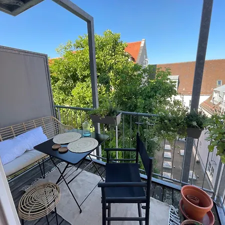 شقة Maerzenbad Palais - Altstadt & Rathausblick اوغسبورغ